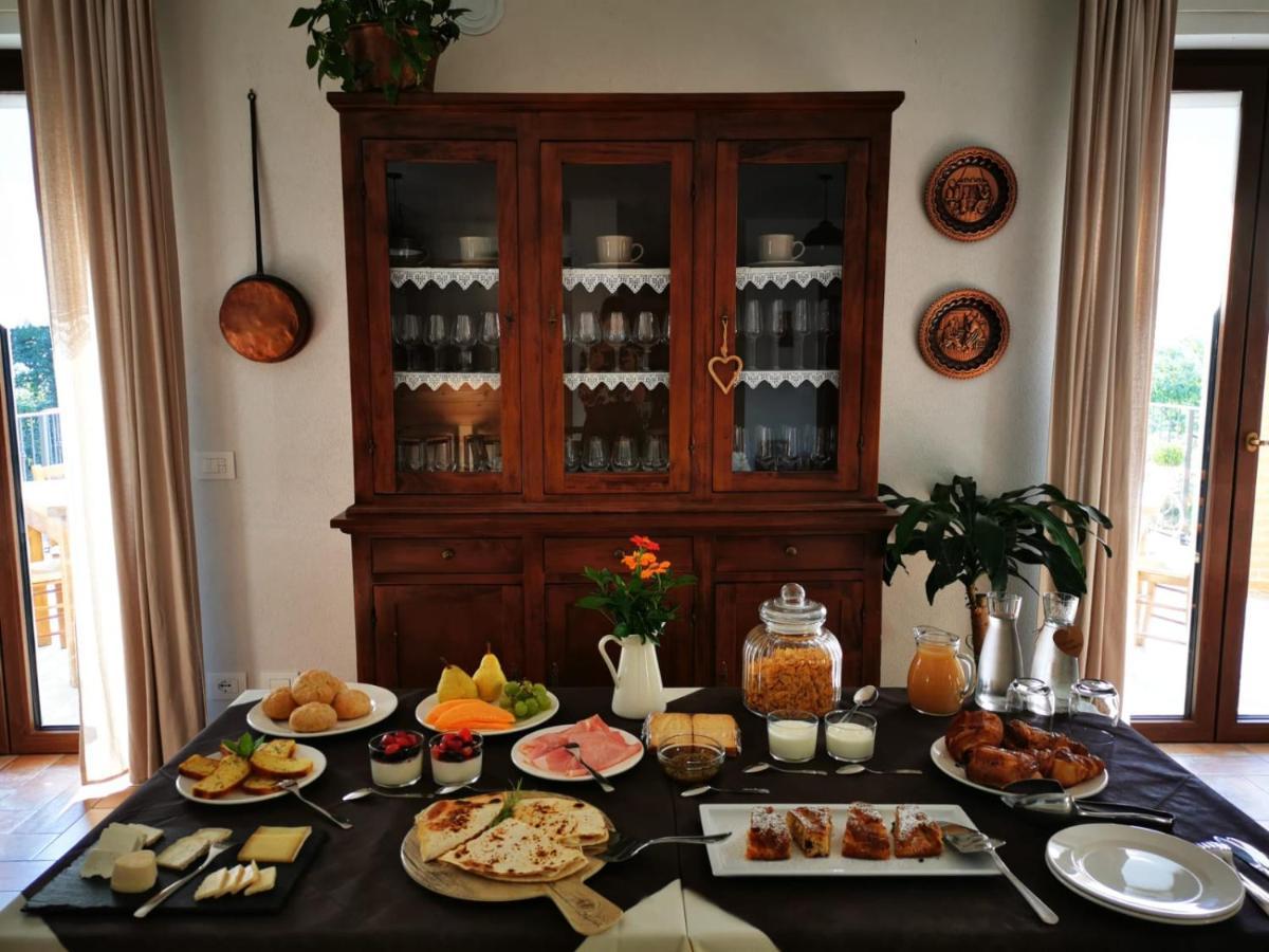 Agriturismo La Ca' D'Amelio Lessolo المظهر الخارجي الصورة